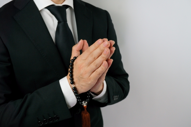 関係に応じて選べる弔電の例文集と文面の考え方